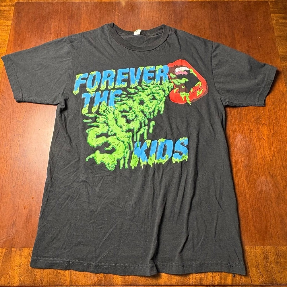 Forever the Sickest Kids Slime Mouth Graphic Black Band Tee Tultex 20x27